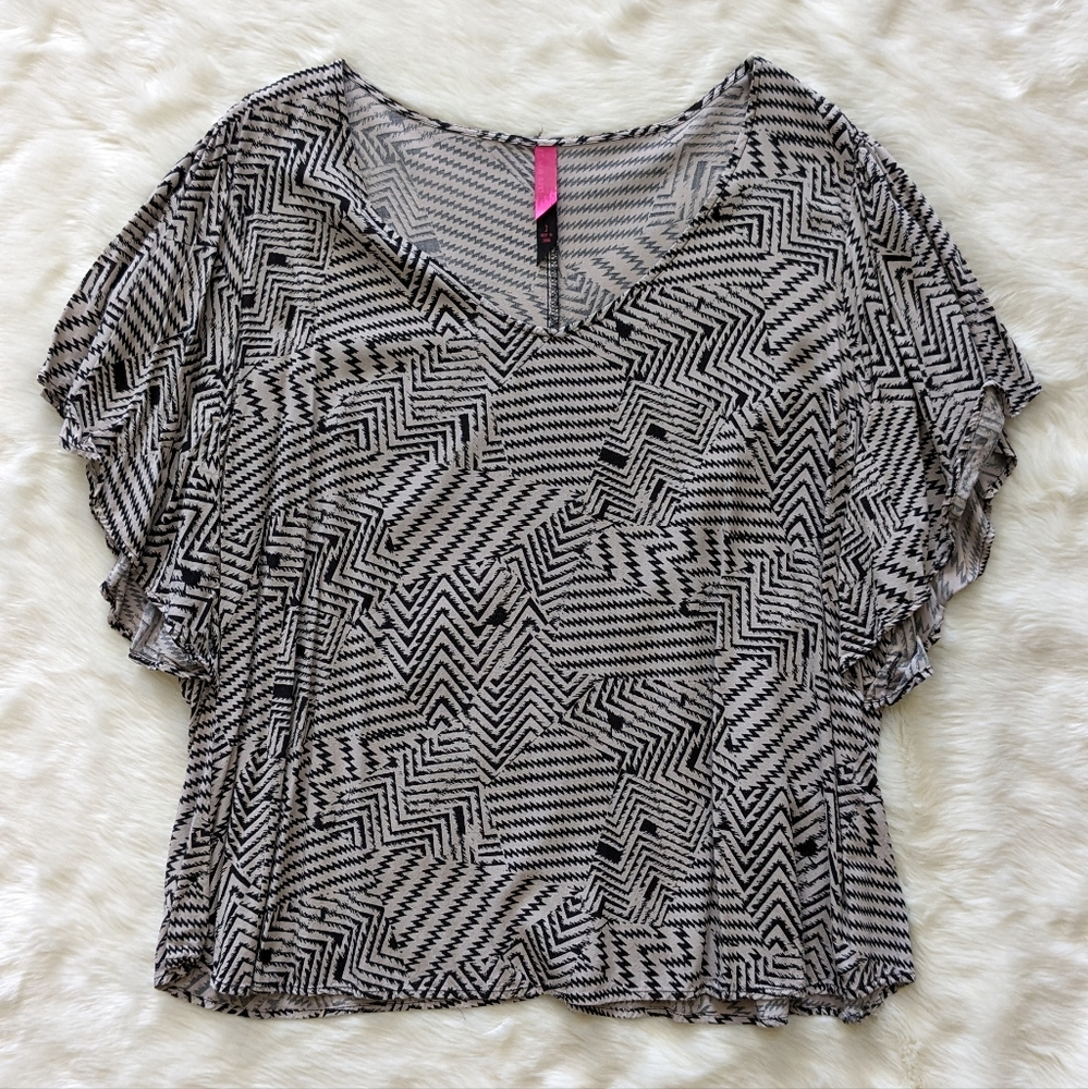 Pure Energy Flutter Sleeve Top
